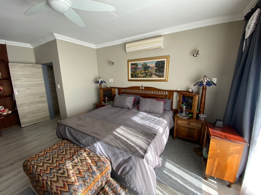 8 Bedroom Property for Sale in Grimbeeck Park North West